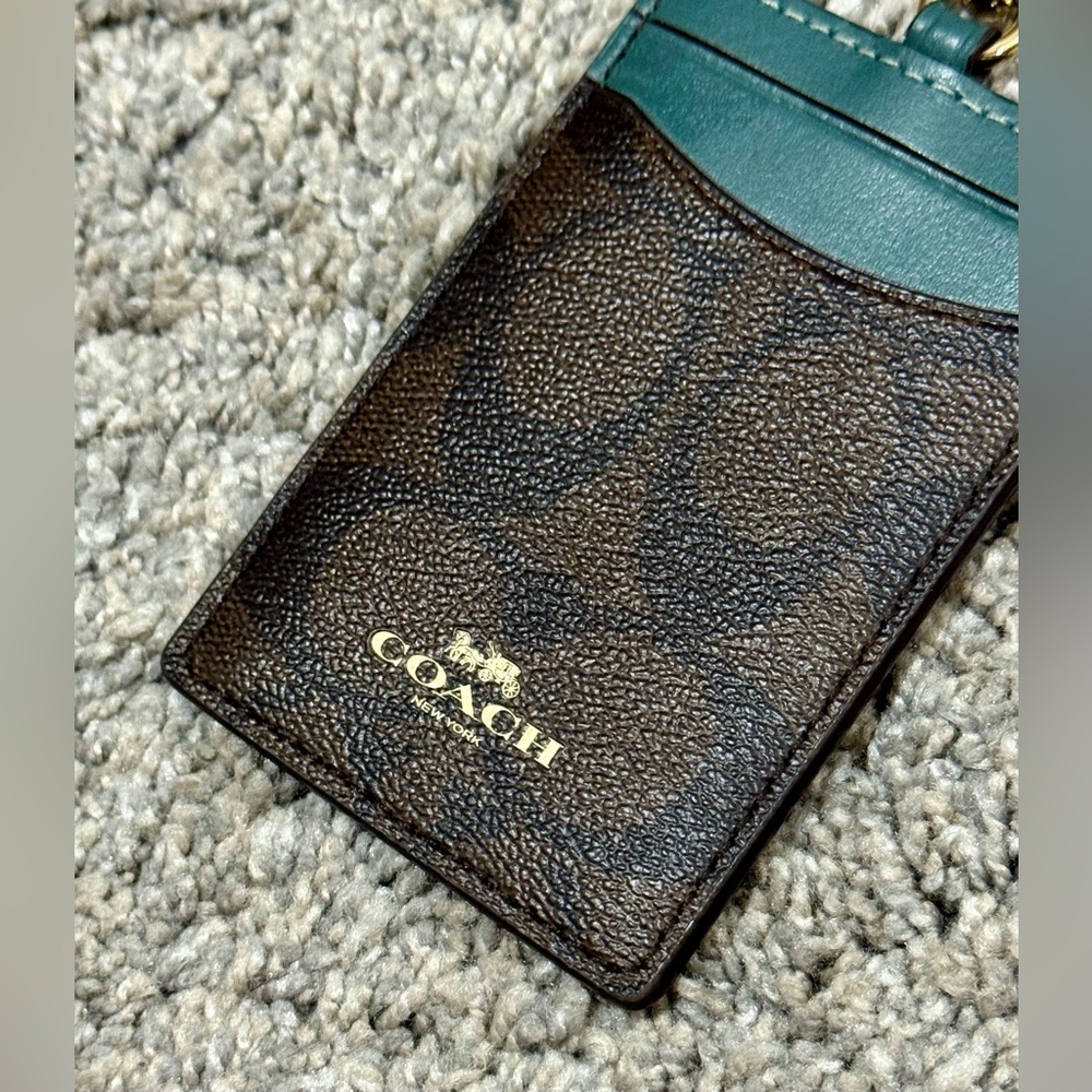 Coach ID Lanyard-Signature Canvas-Green Accent - Picture 2 of 7
